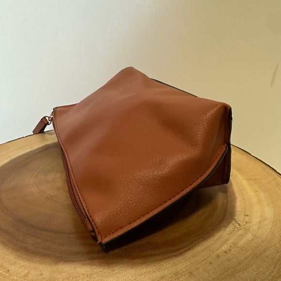 🧡 Laura Mercier Paris New York Bur Zip-Top Travel Cosmetics Bag🧡 - Picture 3 of 10